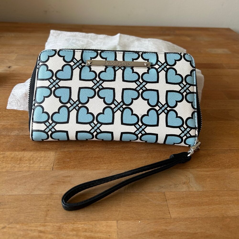 BETSEY JOHNSON BLUE HEARTS Z/A WALLET/WRISTLET/CLUTCH